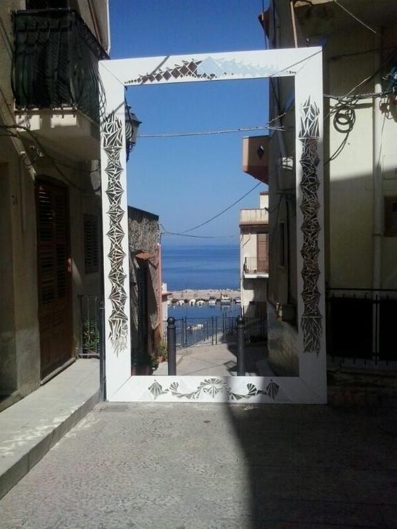 Casa Vacanze Marco Polo Vista Mare Trappeto  Δωμάτιο φωτογραφία